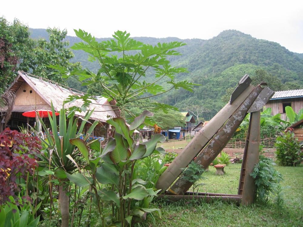 Le village de Muang Ngoi, complètement détruit durant la guerre secrète