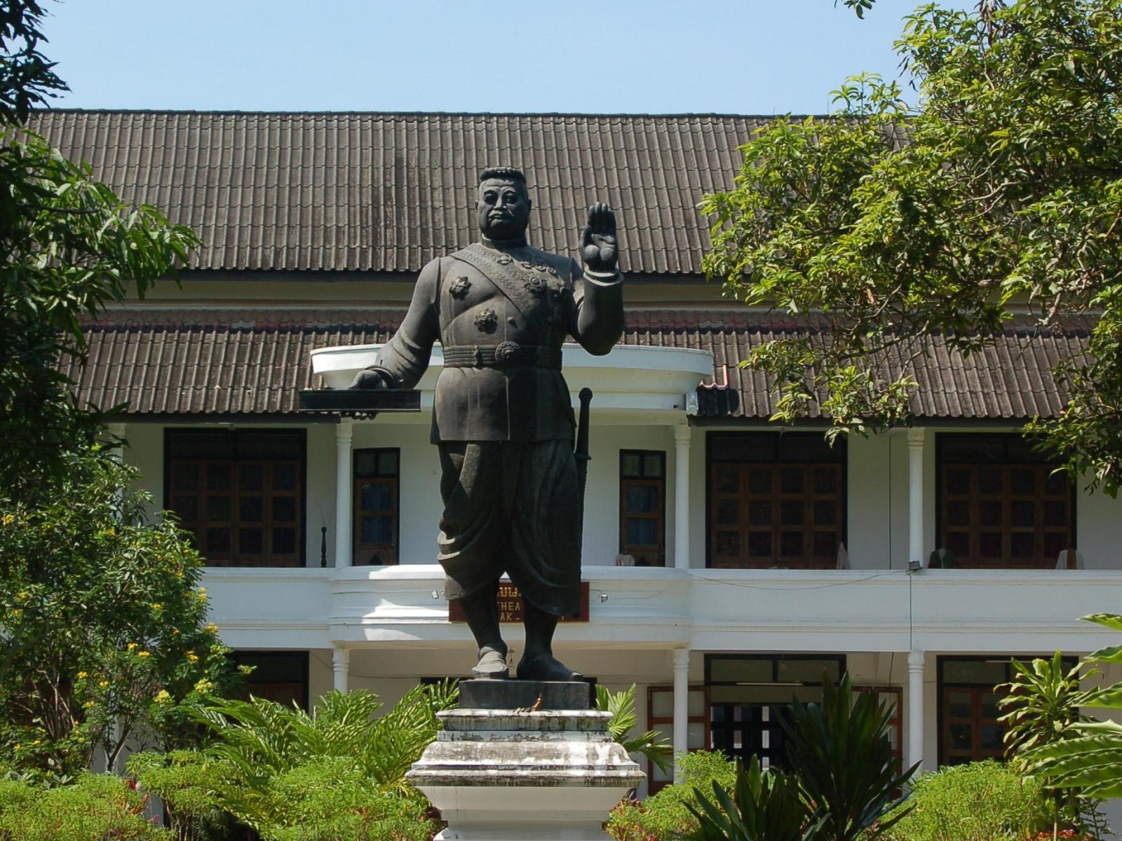 Statue of Sisavang Vong, King of Luang Phrabang 1904–46, King of Laos 1946–59