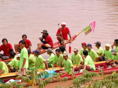 Course de pirogues sur la Nam Khan - Luang Prabang