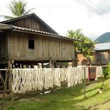 Ban Na Ngane - Tai Lu weaving village