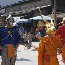 Luang Prabang celebrates the World Heritage birthday (25/11/1995)