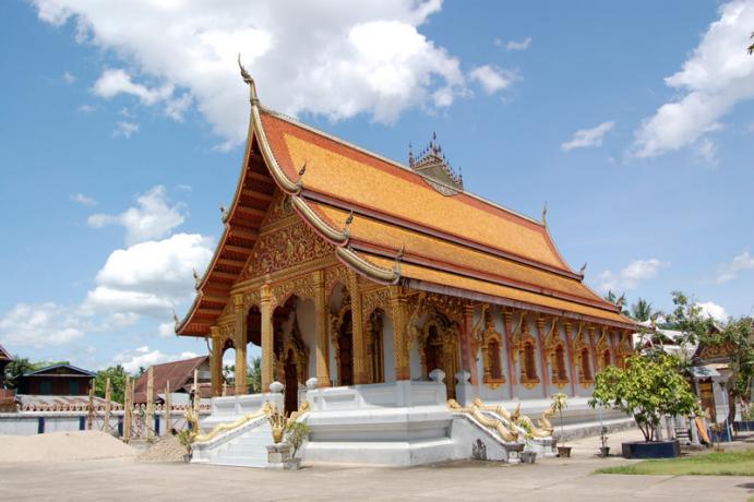 Wat Nong Sikhounmuang in Luang Prabang - vihan